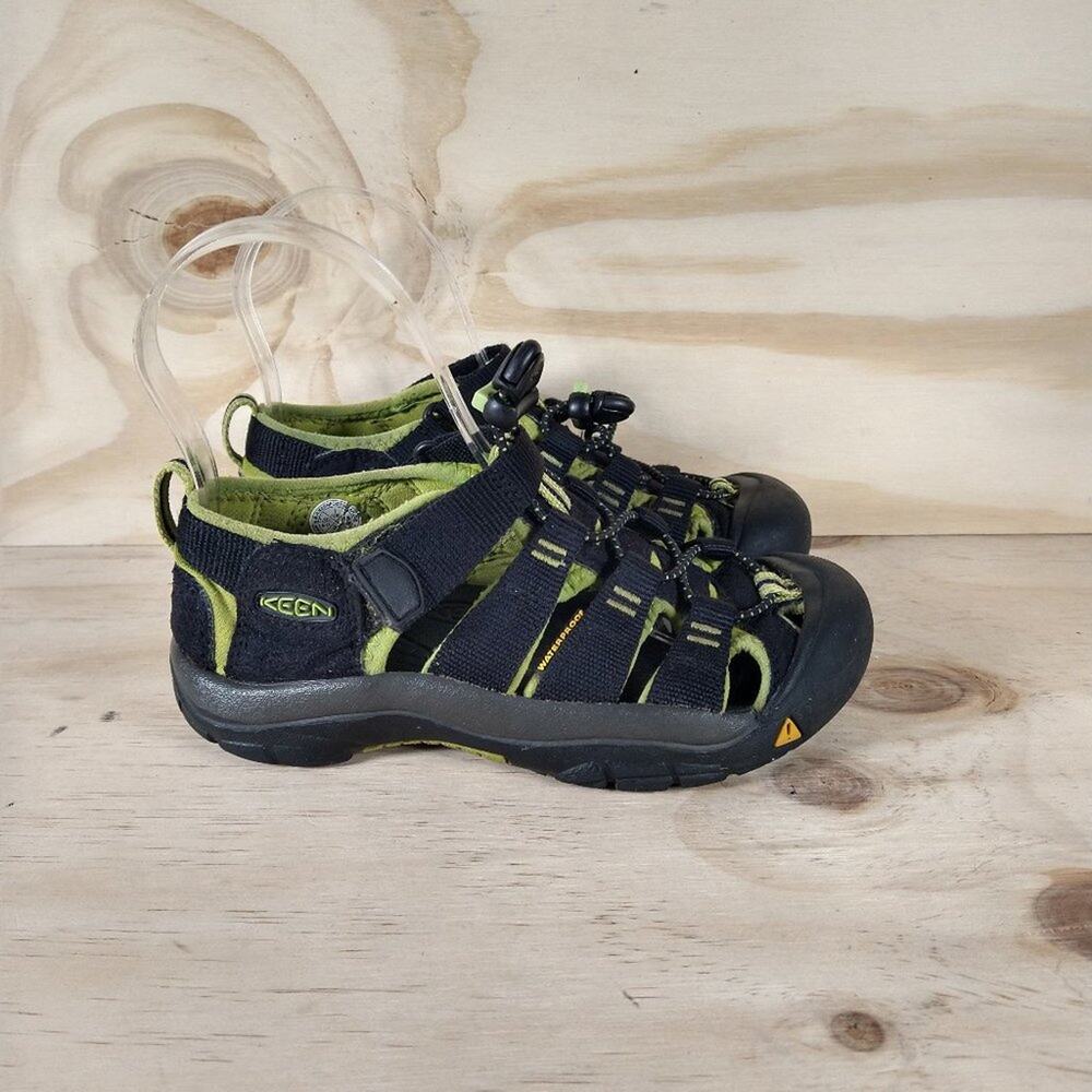 Keen - Newport H2 - Sandals Clogs - Black/Green -Kids Little Unisex - 1 -1009965
